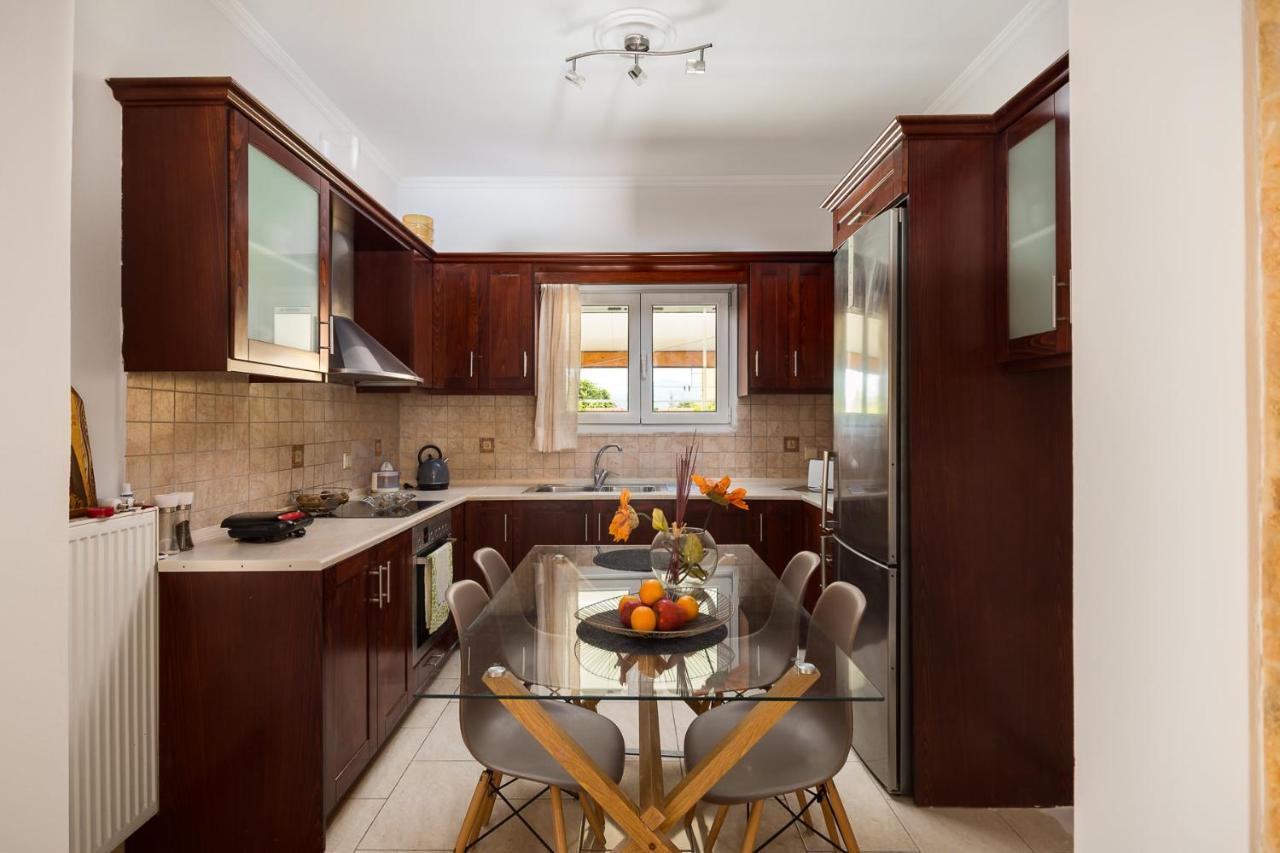 Michael Apartments Alepou Luaran gambar