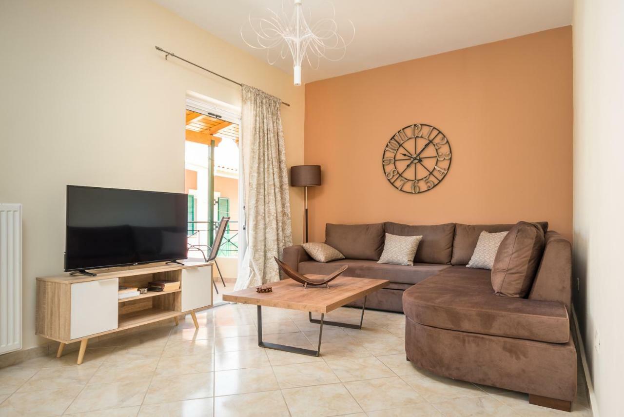 Michael Apartments Alepou Luaran gambar