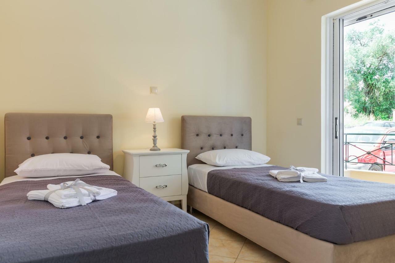 Michael Apartments Alepou Luaran gambar