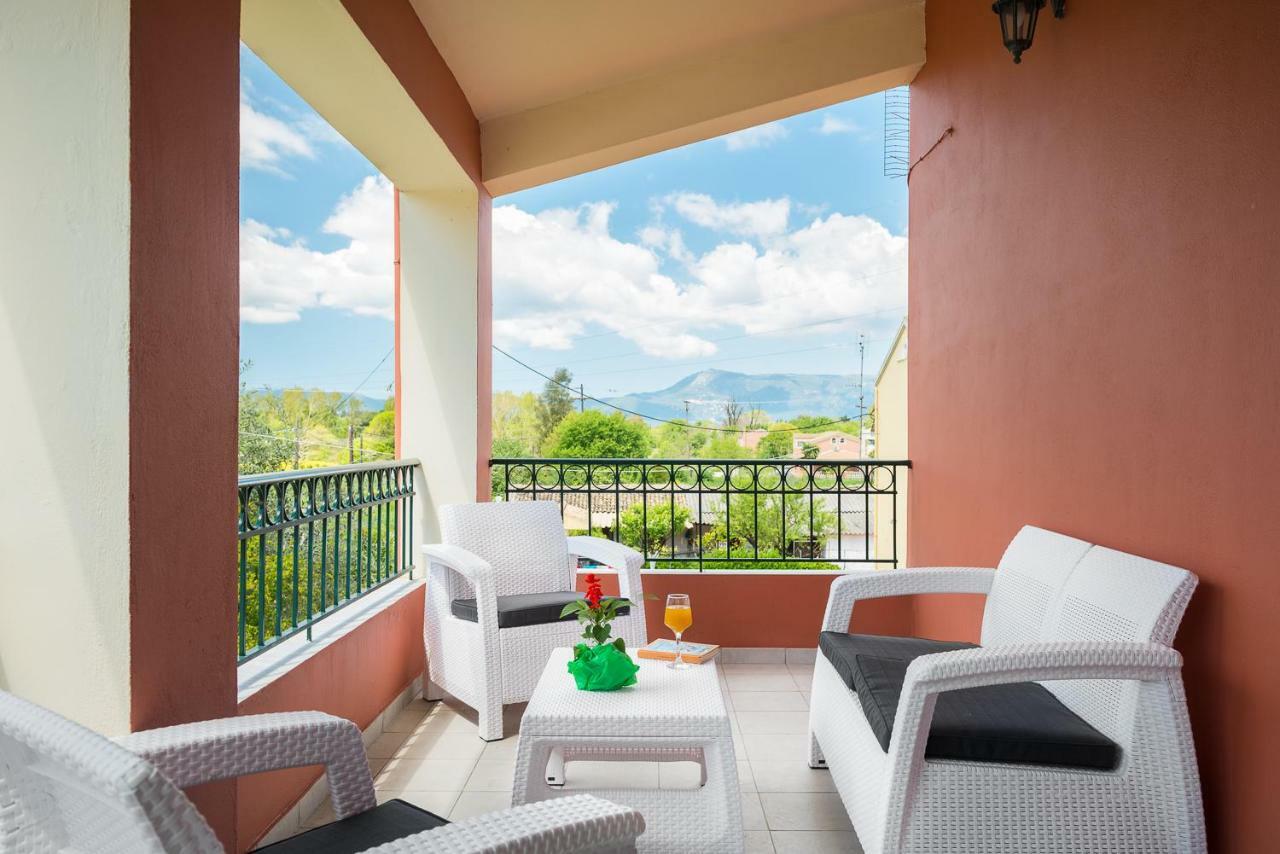 Michael Apartments Alepou Luaran gambar
