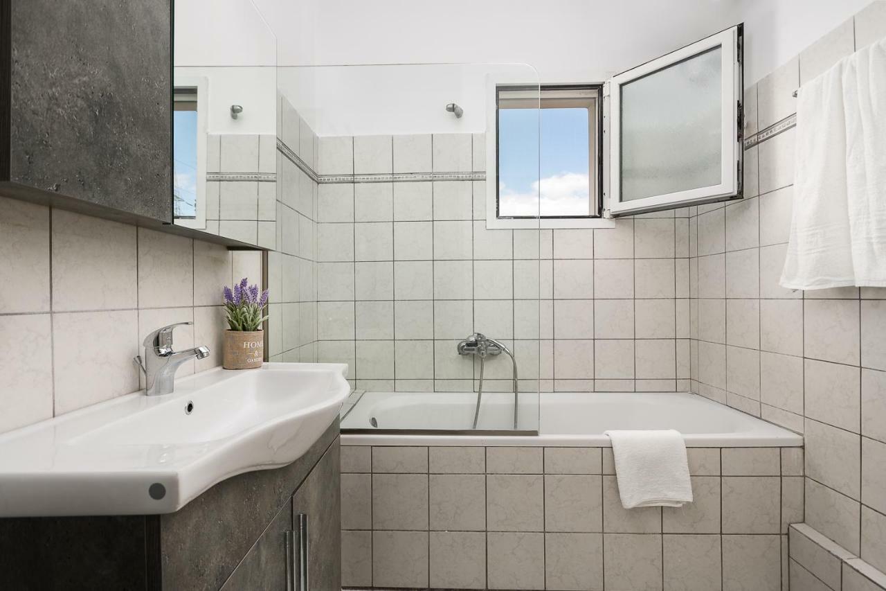 Michael Apartments Alepou Luaran gambar