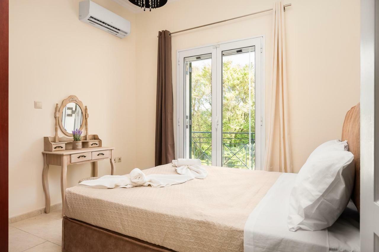 Michael Apartments Alepou Luaran gambar