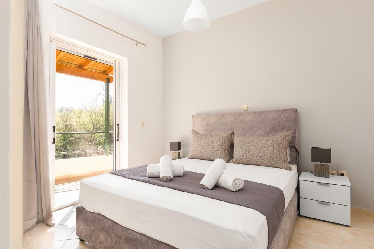 Michael Apartments Alepou Luaran gambar