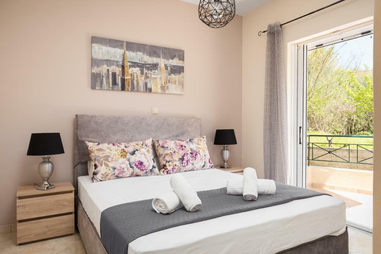 Michael Apartments Alepou Luaran gambar